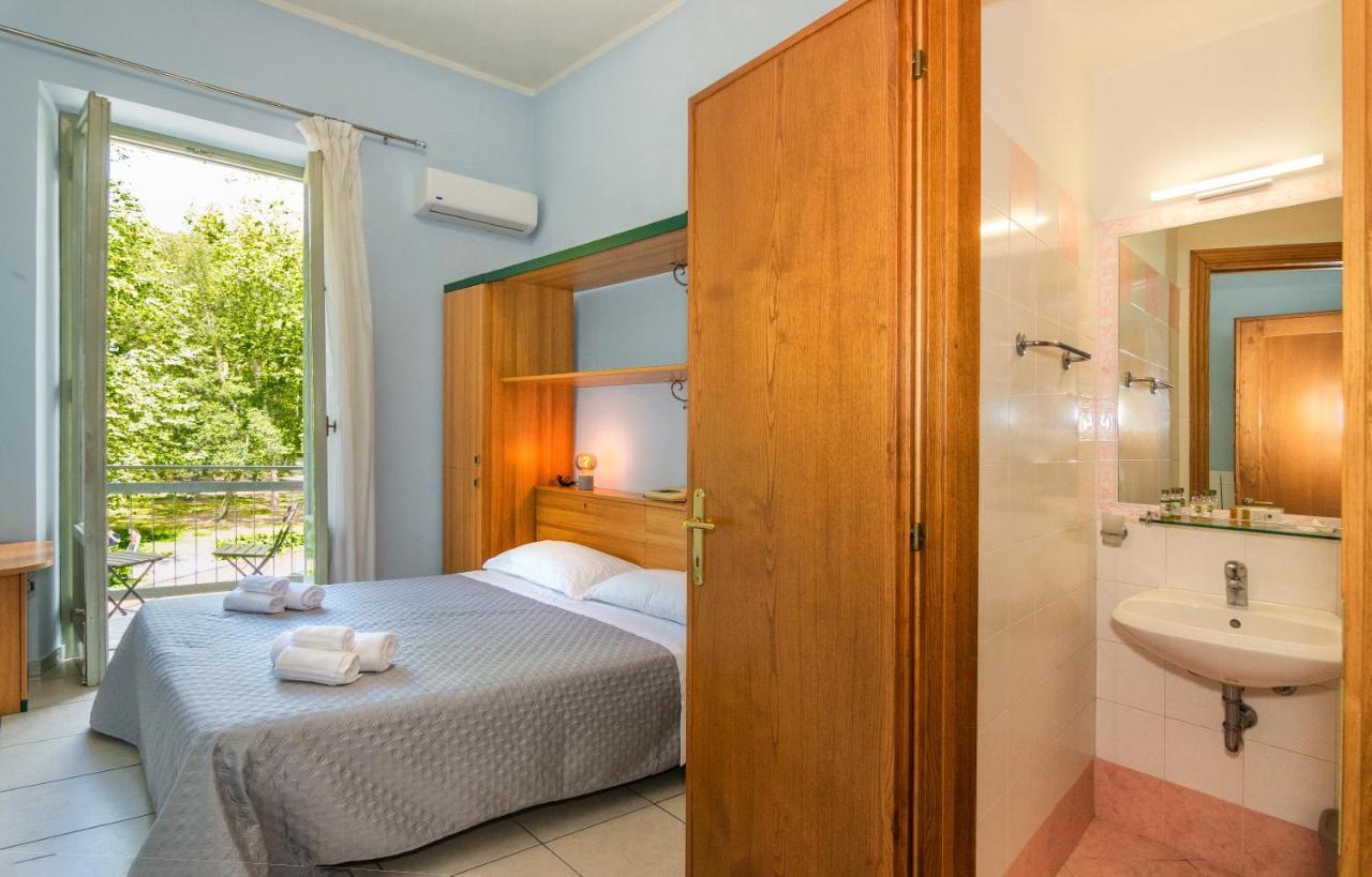 Hotel Villa Benvenuti Viareggio Zewnętrze zdjęcie