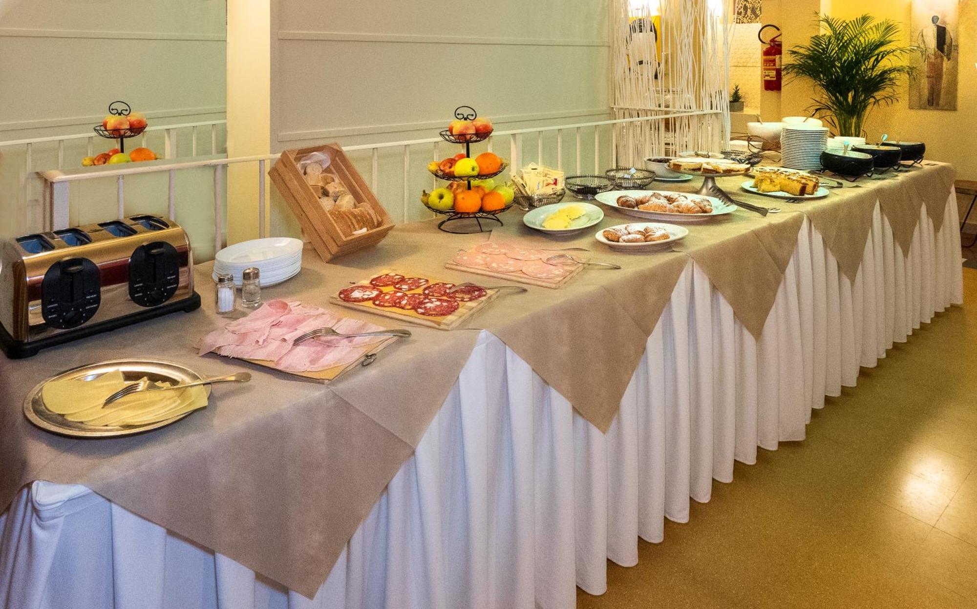 Hotel Villa Benvenuti Viareggio Zewnętrze zdjęcie